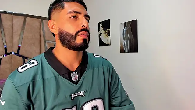 Snapshot of LeandroRusso chatting on 03-04-25, 08:49 LeandroRusso online show from 03-04-25, 08:49