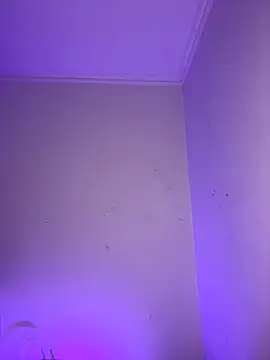 Snapshot of LeandroRusso chatting on 09-13-25, 01:27 LeandroRusso online show from 09-13-25, 01:27