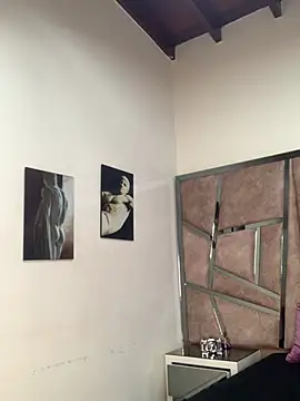 Snapshot of LeandroRusso chatting on 03-01-25, 01:32 LeandroRusso online show from 03-01-25, 01:32