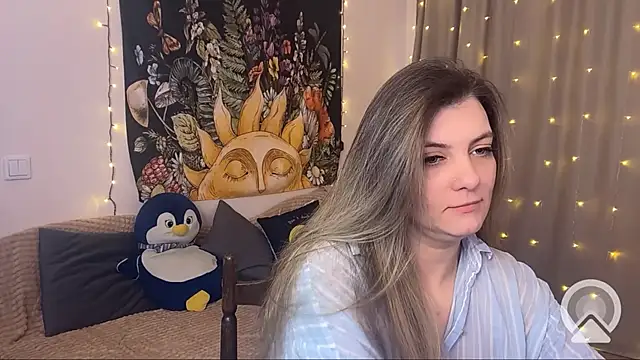 Snapshot of SweetyKatherine chatting on 03-18-25, 06:06 SweetyKatherine online show from 03-18-25, 06:06