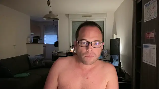 Funnyjul31 online show from 10-19-25, 05:05