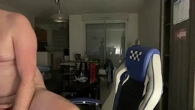 Funnyjul31 online show from 03-16-25, 09:26