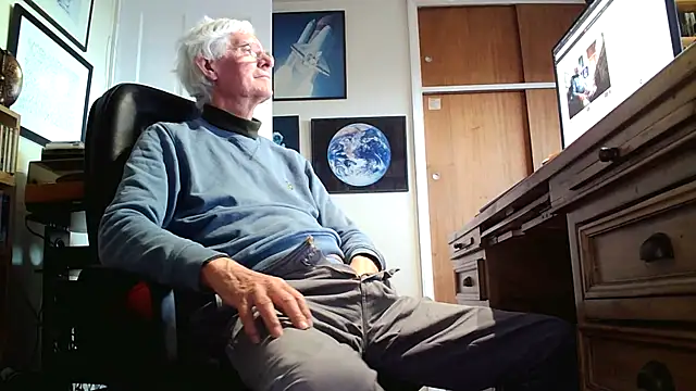 bigears online show from 02-25-26, 04:07