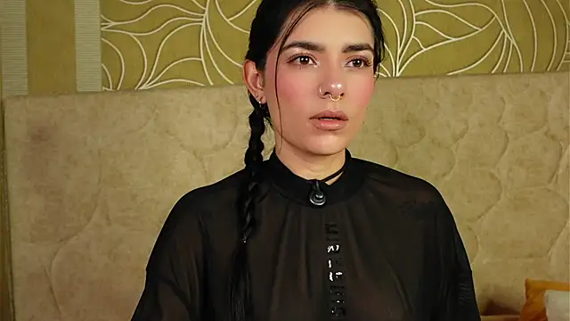 MillaBlis online show from 12-22-25, 09:59