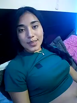 Snapshot of Aiden_Ashley chatting on 02-14-25, 11:53 Aiden Ashley online show from 02-14-25, 11:53
