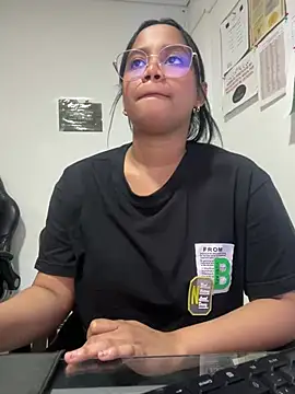 my cam online show from 03-07-25, 08:22