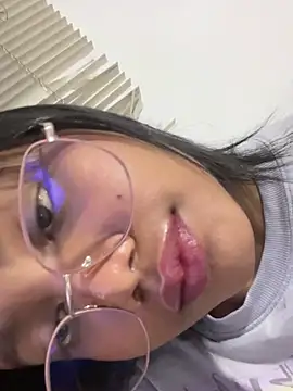 my cam online show from 02-18-25, 12:05