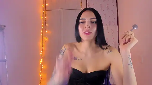 Little  Linda online show from 03-05-25, 02:14