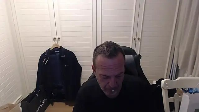 Dimitrios30 online show from 02-25-26, 04:07