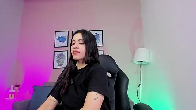 nina  dixon online show from 12-16-25, 10:47