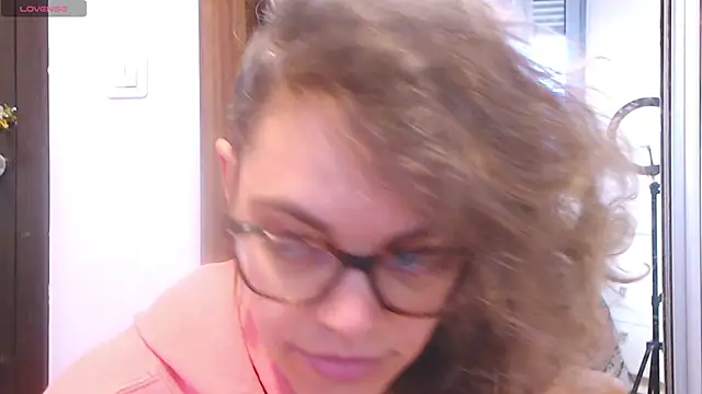 Ju-Hot online show from 01-22-25, 03:07