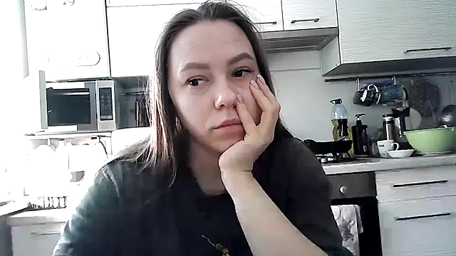 Snapshot of Misssweet_s chatting on 03-08-25, 06:54 Misssweet s online show from 03-08-25, 06:54