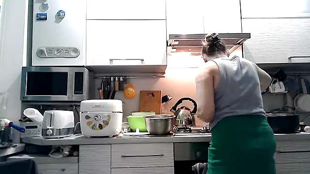 Snapshot of Misssweet_s chatting on 03-19-25, 06:44 Misssweet s online show from 03-19-25, 06:44