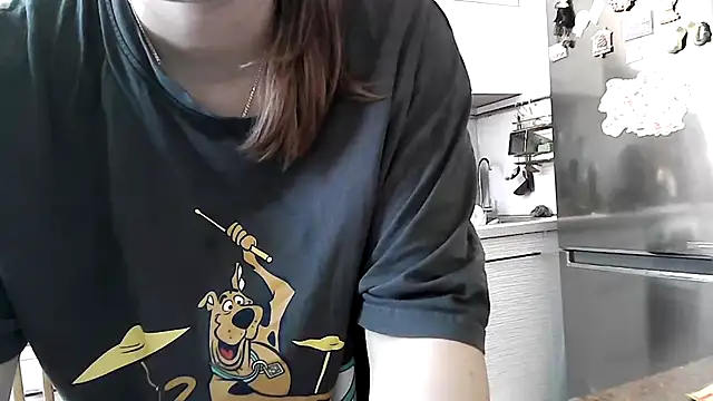 Snapshot of Misssweet_s chatting on 03-21-25, 05:32 Misssweet s online show from 03-21-25, 05:32