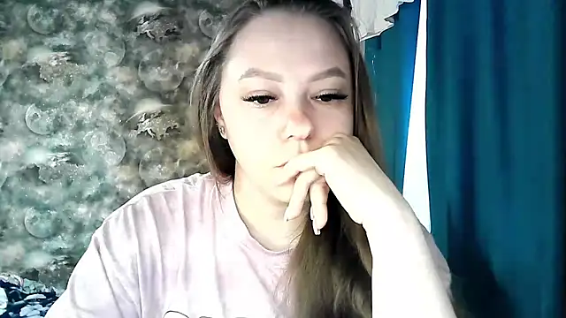 Snapshot of Misssweet_s chatting on 06-05-26, 04:06 Misssweet s online show from 06-05-26, 04:06