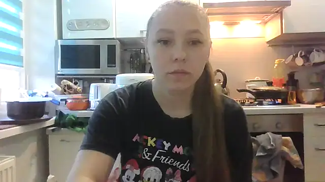 Snapshot of Misssweet_s chatting on 02-02-25, 05:32 Misssweet s online show from 02-02-25, 05:32