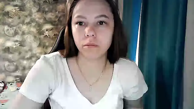 Snapshot of Misssweet_s chatting on 05-11-26, 04:03 Misssweet s online show from 05-11-26, 04:03