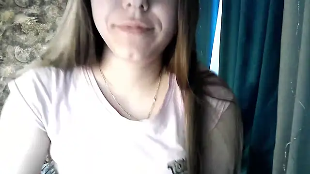 Snapshot of Misssweet_s chatting on 06-11-26, 04:20 Misssweet s online show from 06-11-26, 04:20