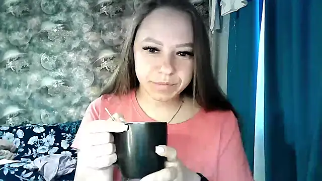 Snapshot of Misssweet_s chatting on 06-01-26, 04:35 Misssweet s online show from 06-01-26, 04:35