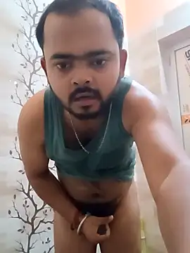 guavam65 online show from 03-18-26, 02:19