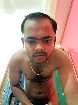 Snapshot of guavam65 chatting on 10-05-25, 07:59 guavam65 online show from 10-05-25, 07:59