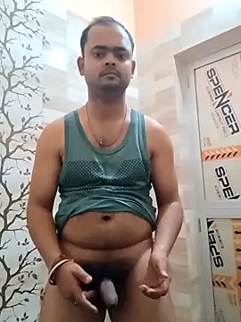 Snapshot of guavam65 chatting on 05-02-26, 02:44 guavam65 online show from 05-02-26, 02:44