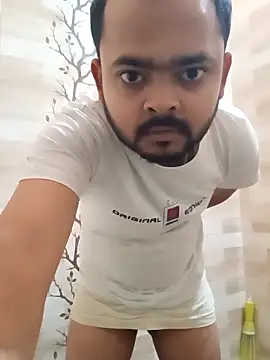 Snapshot of guavam65 chatting on 03-02-26, 06:37 guavam65 online show from 03-02-26, 06:37