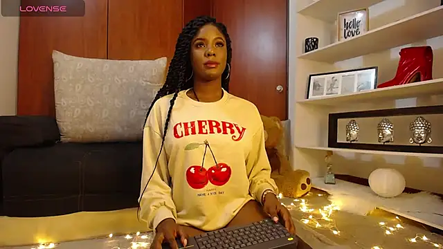 Snapshot of miaderail chatting on 01-13-25, 09:42 miaderail online show from 01-13-25, 09:42