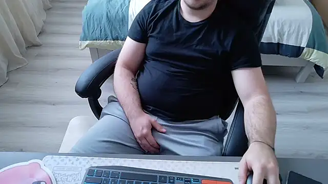 alexx0904 online show from 10-04-25, 12:17