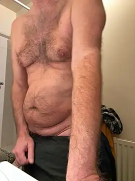 vincent1522 online show from 11-04-25, 07:34