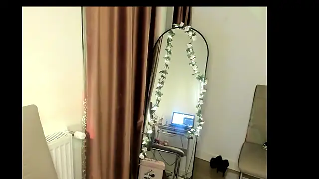 LadyLyanna online show from 03-09-25, 07:59