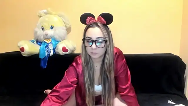 LadyLyanna online show from 11-02-25, 10:48