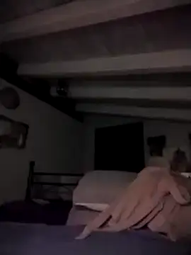 Snapshot of divinaerotica chatting on 11-14-25, 06:11 divinaerotica online show from 11-14-25, 06:11