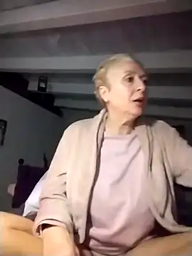 divinaerotica online show from 12-16-25, 08:57