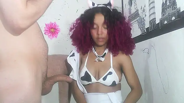 Snapshot of Lola-Pretty chatting on 03-07-25, 10:10 Lola-Pretty online show from 03-07-25, 10:10