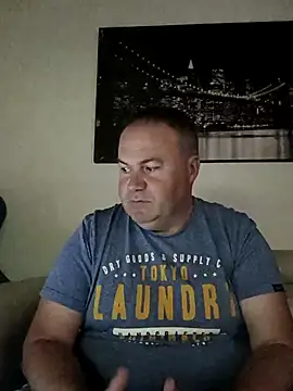 Pourleplasirs online show from 05-21-26, 10:07