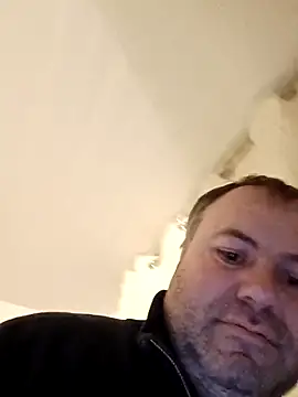 Snapshot of Pourleplasirs chatting on 03-02-25, 11:17 Pourleplasirs online show from 03-02-25, 11:17