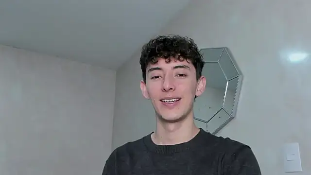 Snapshot of miketwink chatting on 11-07-25, 12:37 miketwink online show from 11-07-25, 12:37