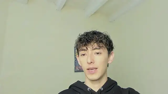 Snapshot of miketwink chatting on 12-03-25, 10:20 miketwink online show from 12-03-25, 10:20