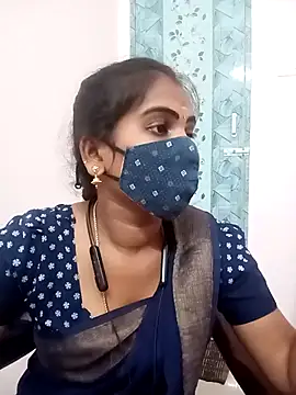 Snapshot of Tamil_roja17 chatting on 04-21-26, 05:41 Tamil roja17 online show from 04-21-26, 05:41