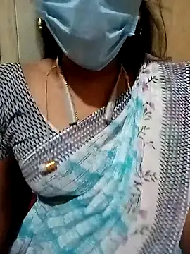 Snapshot of Tamil_roja17 chatting on 02-21-25, 08:40 Tamil roja17 online show from 02-21-25, 08:40