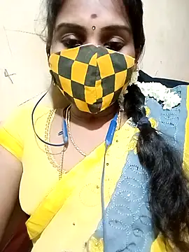 Snapshot of Tamil_roja17 chatting on 03-14-25, 06:18 Tamil roja17 online show from 03-14-25, 06:18