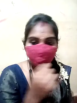 Snapshot of Tamil_roja17 chatting on 10-10-25, 05:47 Tamil roja17 online show from 10-10-25, 05:47