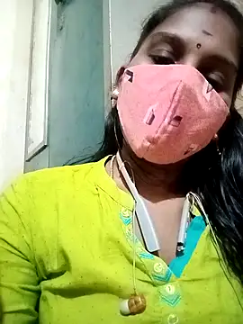 Snapshot of Tamil_roja17 chatting on 03-01-25, 06:35 Tamil roja17 online show from 03-01-25, 06:35