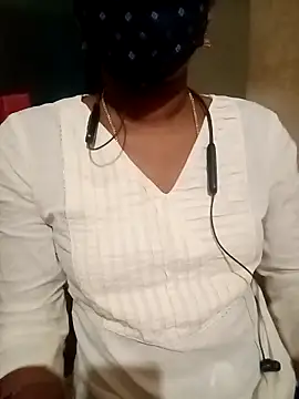 Snapshot of Tamil_roja17 chatting on 09-17-25, 07:54 Tamil roja17 online show from 09-17-25, 07:54