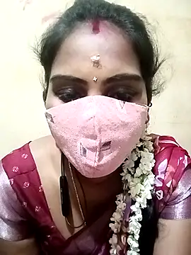 Snapshot of Tamil_roja17 chatting on 10-17-25, 06:10 Tamil roja17 online show from 10-17-25, 06:10