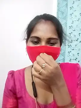 Snapshot of Tamil_roja17 chatting on 05-09-26, 06:06 Tamil roja17 online show from 05-09-26, 06:06