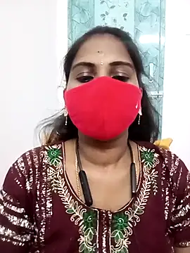Snapshot of Tamil_roja17 chatting on 05-16-26, 01:26 Tamil roja17 online show from 05-16-26, 01:26