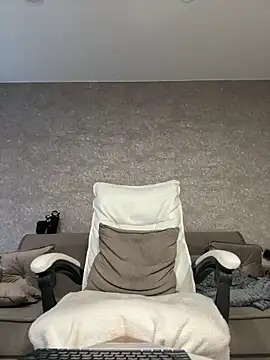 LillySquirtShot online show from 05-19-26, 11:12