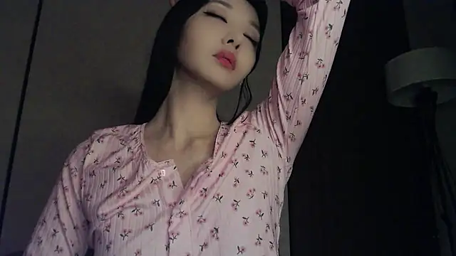 Fudzik0 online show from 04-01-26, 03:52